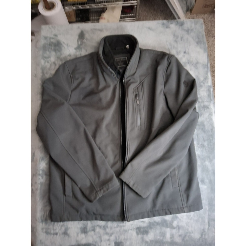 Calvin Klein Water Resistant Breathable 4 Way Stretch Softshell Jacket‎ Size: XL